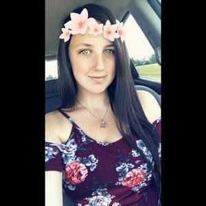 Meet your Posher, Holly